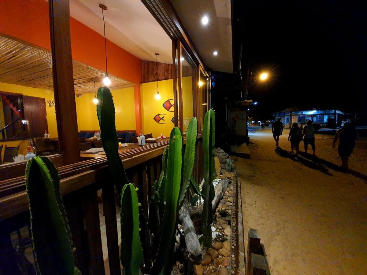 Pousada E Restaurante O Pescador Abraão Exterior foto